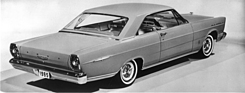 Ford Galaxie (1965) - gradliniges Teil macht gerade das Hardtop-Coupé elegant