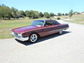 Ford Galaxie 500 Starliner Custom (1960) - als Lot 4144 angeboten an der RM Auctions Auburn Fall Versteigerung vom 3. bis 5. September 2020