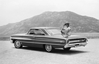 Ford Galaxie 500 XL (1964) - die Form soll das "total performance engineering" ausdrücken, das Glas des Verdecks war besonders kratzresistent