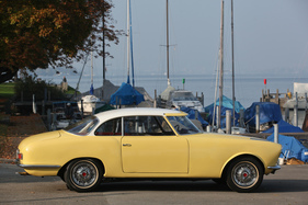 Ford Ghia Aigle (1956) - Ursprünglich sand-beide, wurde der Ford auf gelb-weiss umlackiert Ford Ghia Aigle (1956) - Ursprünglich sand-beide, wurde der Ford auf gelb-weiss umlackiert