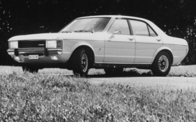 Ford Granada (1976) - in stretched appearance