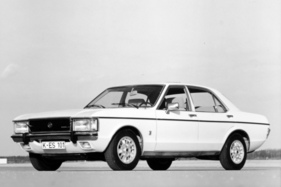 Ford Granada Ghia (1975) – Viertürer