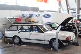 Ford Granada III 2.8 Injektion Tournier (1983) - mit Ladevolumen von 2980 Litern und Einspritzmotor - bei Handwerkern beliebt und geschätzt - Retro Classics Stuttgart 2014