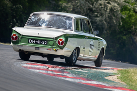 Ford Lotus Cortina (1964) - Feld "Tourenwagen bis 1965" - Masters Historic Festival Brands Hatch 2023