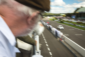 Bild Ford Lotus Cortina Mk1 (1963) - Steve Sopers Cortina im Rennen um die St. Mary's Trophy - Goodwood Revival 2018
