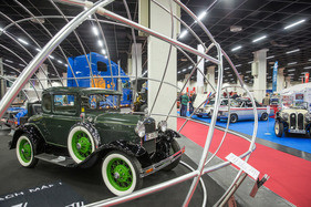 Ford Model A (1931) - hinter Gittern (Retro Classics Cologne 2017) Ford Model A (1931) - hinter Gittern (Retro Classics Cologne 2017)