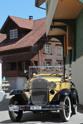 Ford Model A Cabriolet (1931) - im Dorfkern von Sarnen - Oldtimer in Obwalden (O-iO) 2019