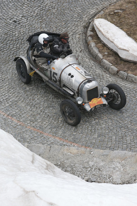 Ford Model A Speedster (1929) - an der Rallye Peking-Paris 2013 - Sonderprüfung Tremola Tag 31