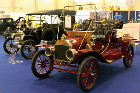 Ford Model T (1918) - der Beweis, dass T-Modelle nicht unbedingt schwarz sein mussten (Techno Classica 2013)
