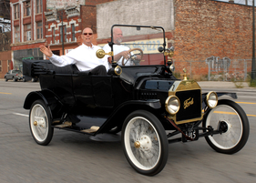 Ford Model T (1918) - natürlich in Schwarz