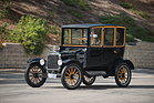 Image: Ford Model T Center-Door Sedan (1919) - as lot 120 at the RM/Sotheby's Arizona auction on January 18, 2018