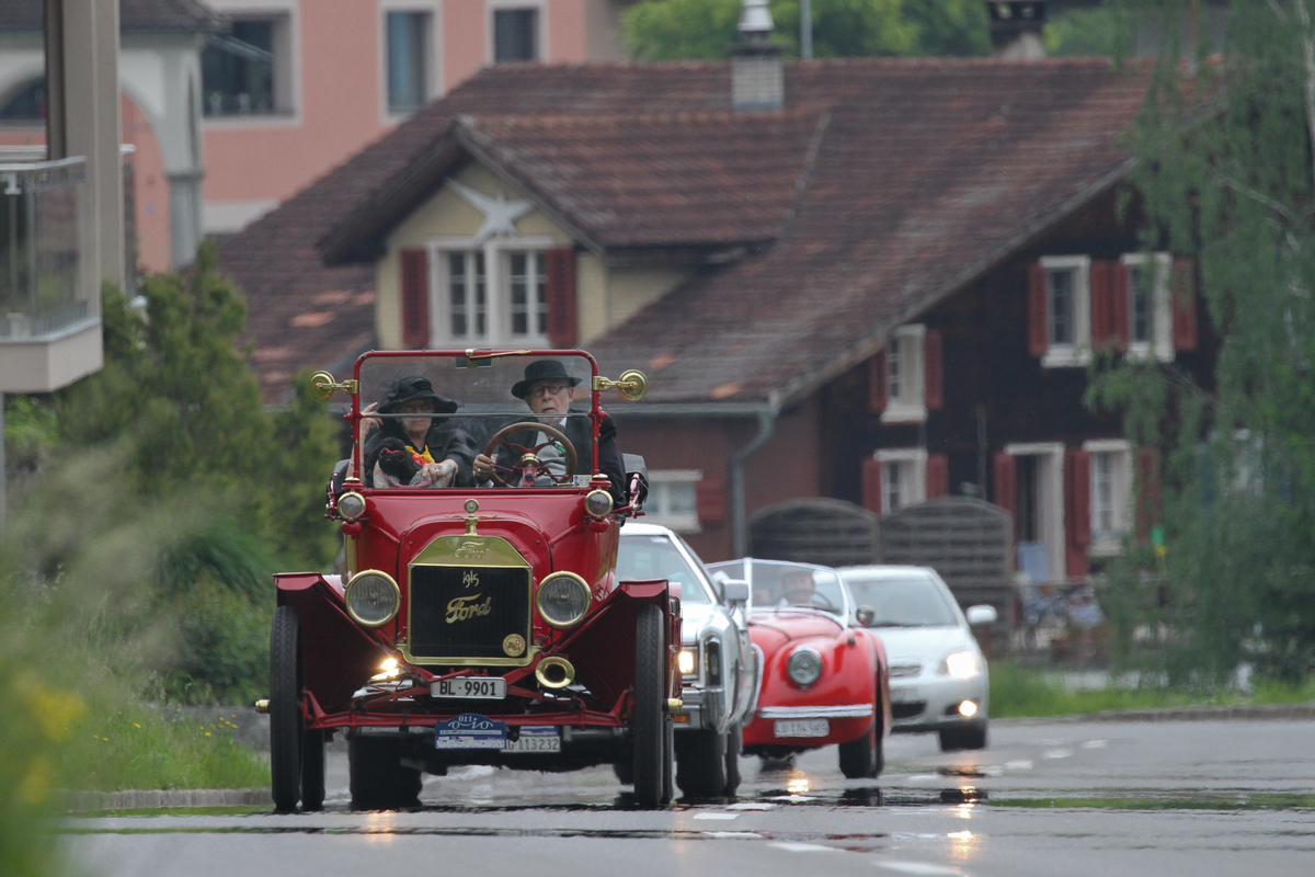 Classic cars should be visible - this should also be promoted with the "Historic Vehicle Days"