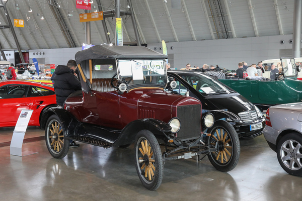 Bild Ford Model T Roadster (1922) - offener Zweisitzer für EUR 16'900 - 24. Retro Classics 2025