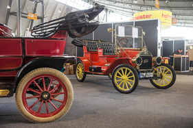 Ford Model T Tourabout (1911) -für die ganze Familie - Retro Classics Stuttgart 2017