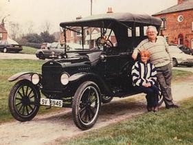 Bild Ford Model T Tourer Project (1921) - als Lot 382 an der Bonhams Versteigerung in London Olympia am 7. Dezember 2016