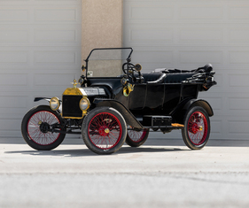 Ford Model T Touring (1915) - Lot 199 an der RM/Sotheby's Hershey Versteigerung vom 4./5. Oktober 2023