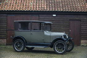 Ford Model T Tudor Saloon (1926) - als Lot 009 angeboten an der Bonhams Versteigerung am Goodwood Members Meeting am 20. März 2016 Ford Model T Tudor Saloon (1926) - als Lot 009 angeboten an der Bonhams Versteigerung am Goodwood Members Meeting am 20. März 2016