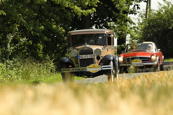 Image: Ford Model A and Mercedes Benz 280 SL at the ADAC Deutschland Klassik 2012