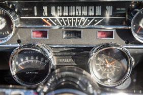 Ford Mustang (1964) - Drehzahlmesser und Uhr aus dem Rally Pac
