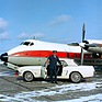 Ford Mustang (1964) - Pilot Captain Stanley Tucker mit seinem Mustang mit Seriennummer 1