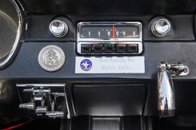 Ford Mustang (1964) - einfaches Radiogerät