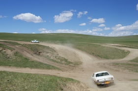 Ford Mustang (1964) - welches ist wohl die richtige Strasse - Rallye Peking-Paris 2013