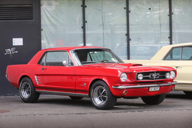 Ford Mustang (1965) - als Hardtop-Coupé - 5. Old Wheels Biel/Bienne 2024 Ford Mustang (1965) - als Hardtop-Coupé - 5. Old Wheels Biel/Bienne 2024