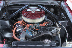 Ford Mustang (1965) - der V8-Motor leistete in der stärksten 289-er-Version 271 PS