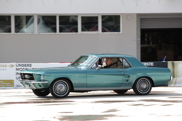 Ford Mustang (1966) - Stufenheck-Coupé - Dolder Classics Mai 2019