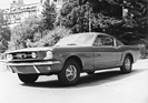 Ford Mustang (1966) - eine V8-Version, deutlich sichtbar die '289' Aufschrift, die auf den 4,7-Liter-Motor hinweist