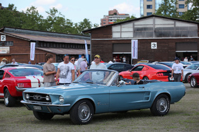Ford Mustang (1967) - bereit zur Abfahrt