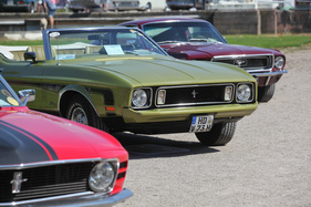 Ford Mustang (1973) - hier sieht man, wie die Autos wuchsen - Classic-Gala Schwetzingen 2021