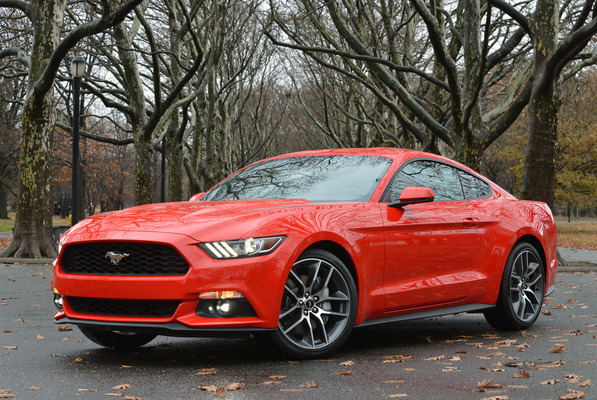 Ford Mustang (2013) - erstmals auch mit Vierzylinder