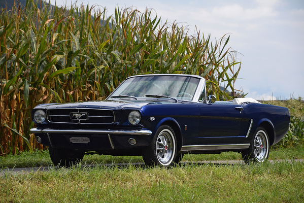 Ford Mustang 289 Convertible (1964) - als Lot 82 an der Versteigerung der Oldtimer Galerie Toffen am 20. Oktoberl 2018
