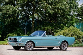 Ford Mustang 289 Convertible (1966) - angeboten als Lot 109 an der Versteigerung von RM Auctions in London am 31. Oktober 2012