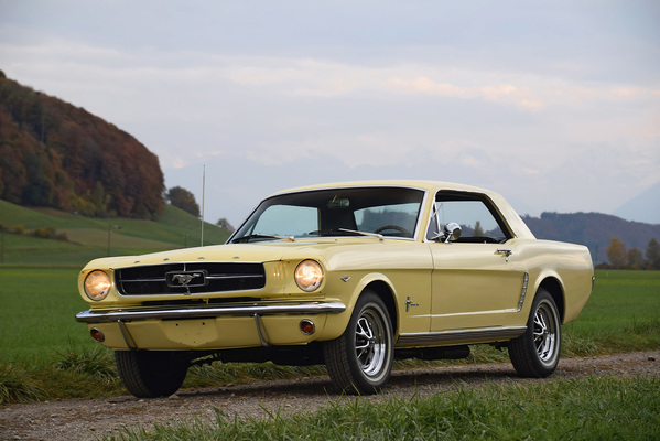 Ford Mustang 289 V8 Coupe (1965) - als Lot 41 an der Versteigerung der Oldtimer Galerie Toffen am 21. April 2018