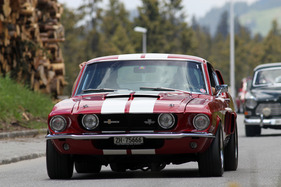 Ford Mustang 350 GT (1967) - am Start mit der Dorfgruppe bei der Lenzerheide Motor Classics 2013