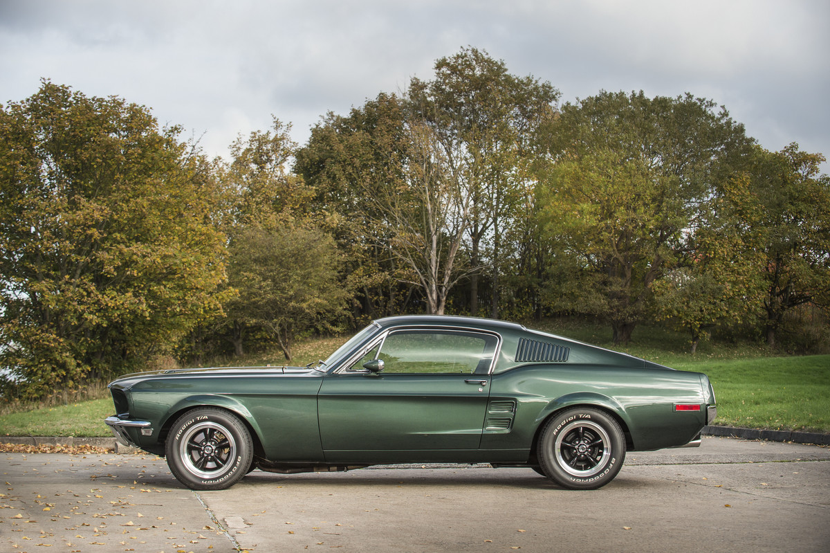 Ford Mustang 390 GT (1967) - Fastback-Silhouette