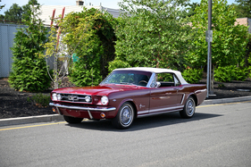 Ford Mustang Convertible (1965) - als Lot 268 an der RM Sotheby's Hershey Versteigerung 2025