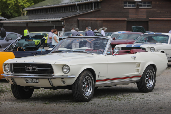 Ford Mustang Convertible (1967) - Das "Fadenkreuz" im Kühlergrill kehrt zurück - 8. Mustang & Shelby Meeting 2024