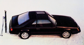 Ford Mustang Ghia 3-Door (1981) – im Winter bleibt das T-Roof lieber geschlossen