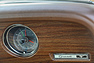 Ford Mustang Grande (1970) - schön gezeichnete Uhr und Grande-Schriftzug auf dem Armaturenbrett (© Bruno von Rotz, 2016) Ford Mustang Grande (1970) - schön gezeichnete Uhr und Grande-Schriftzug auf dem Armaturenbrett (© Bruno von Rotz, 2016)