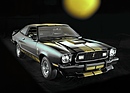 Ford Mustang II Cobra (1977) - mit der Schlange auf dem Kühlergrill