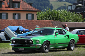 Ford Mustang Mach 1 (1970) - während der ersten Generation wuchs der Mustang beständig