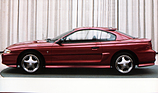 Bild: Ford Mustang Prototyp (1991) - nicht alle Details machten es in die Produktion, der Dachspoiler und die seitliche Öffnung wurden weggelassen