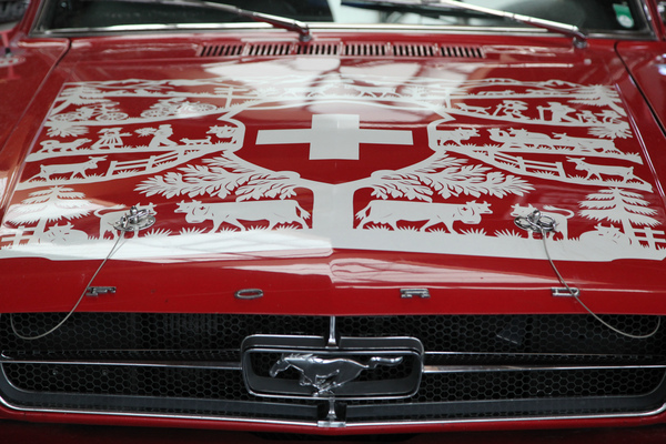 Ford Mustang mit Schweizer Motiv - Klassikwelt Bodensee 2016