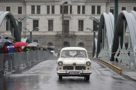 Ford P1 12 M (1952) - am Start in der Tourenwagenklasse  - Gaisbergrennen 2013 - Stadt-Grand-Prix in Salzburg am Donnerstag