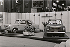 Ford Prefect (1953) - Anglia und Prefect am Autosalon Paris
