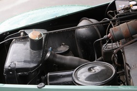 Ford Prefect E493A (1950) - der seitengesteuerte Vierzylinder im Bug