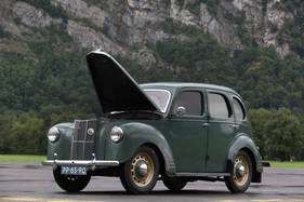 Ford Prefect E493A (1950) - weit öffnende Motorhaube